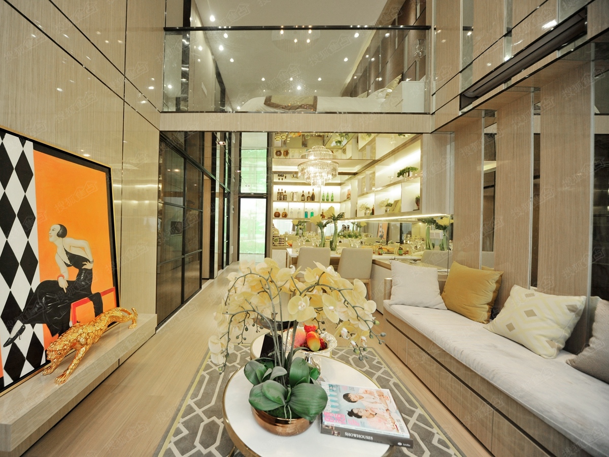广州绿地城45平住宅型公寓样板间图-客厅全貌