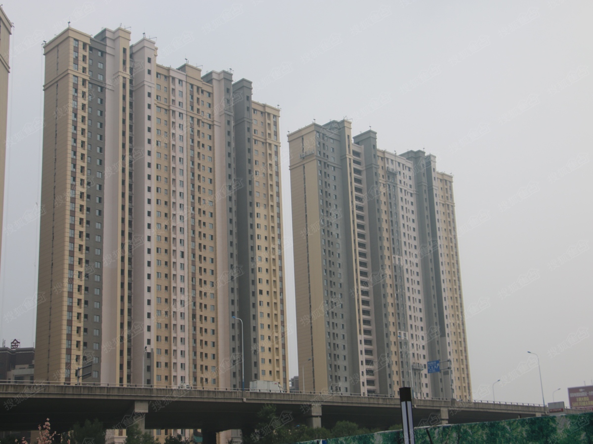 路劲东城实景图-小区楼栋-济南搜狐焦点网