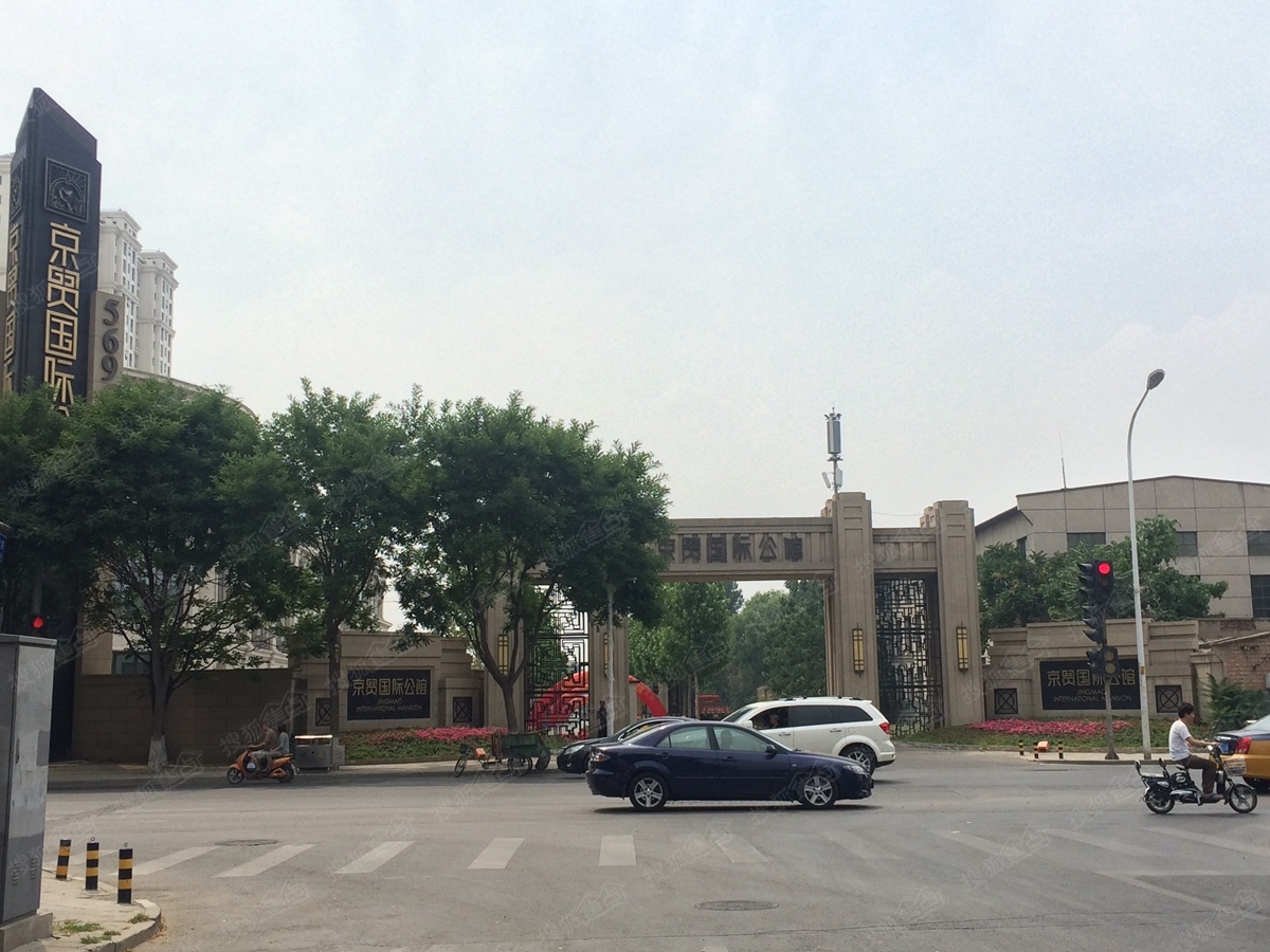 b_381370802.jpg