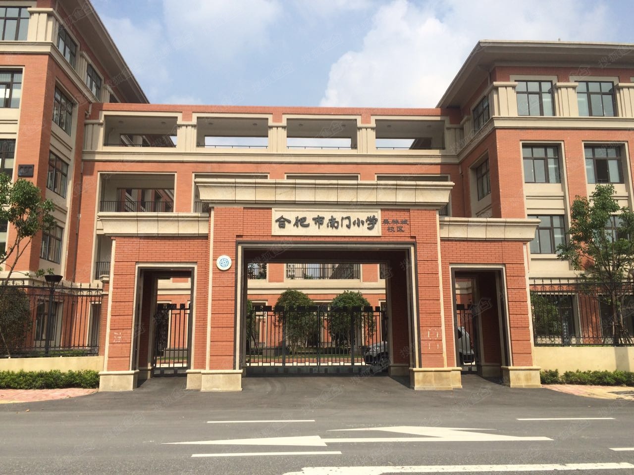 复地雅园公馆对口小学图片